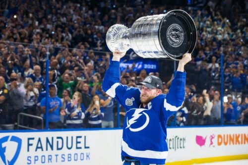 Player Spotlight: Steven Stamkos - Is He One of the Best Centers?