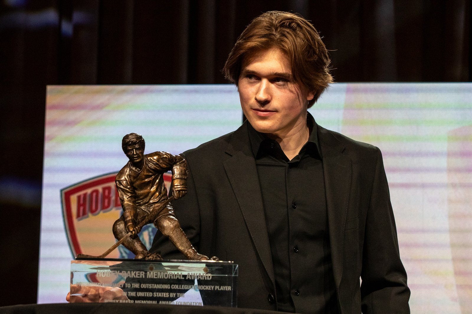 Hobey Baker Memorial Award fan balloting now open through March 9 to help choose winner of 2025 honors - College Hockey