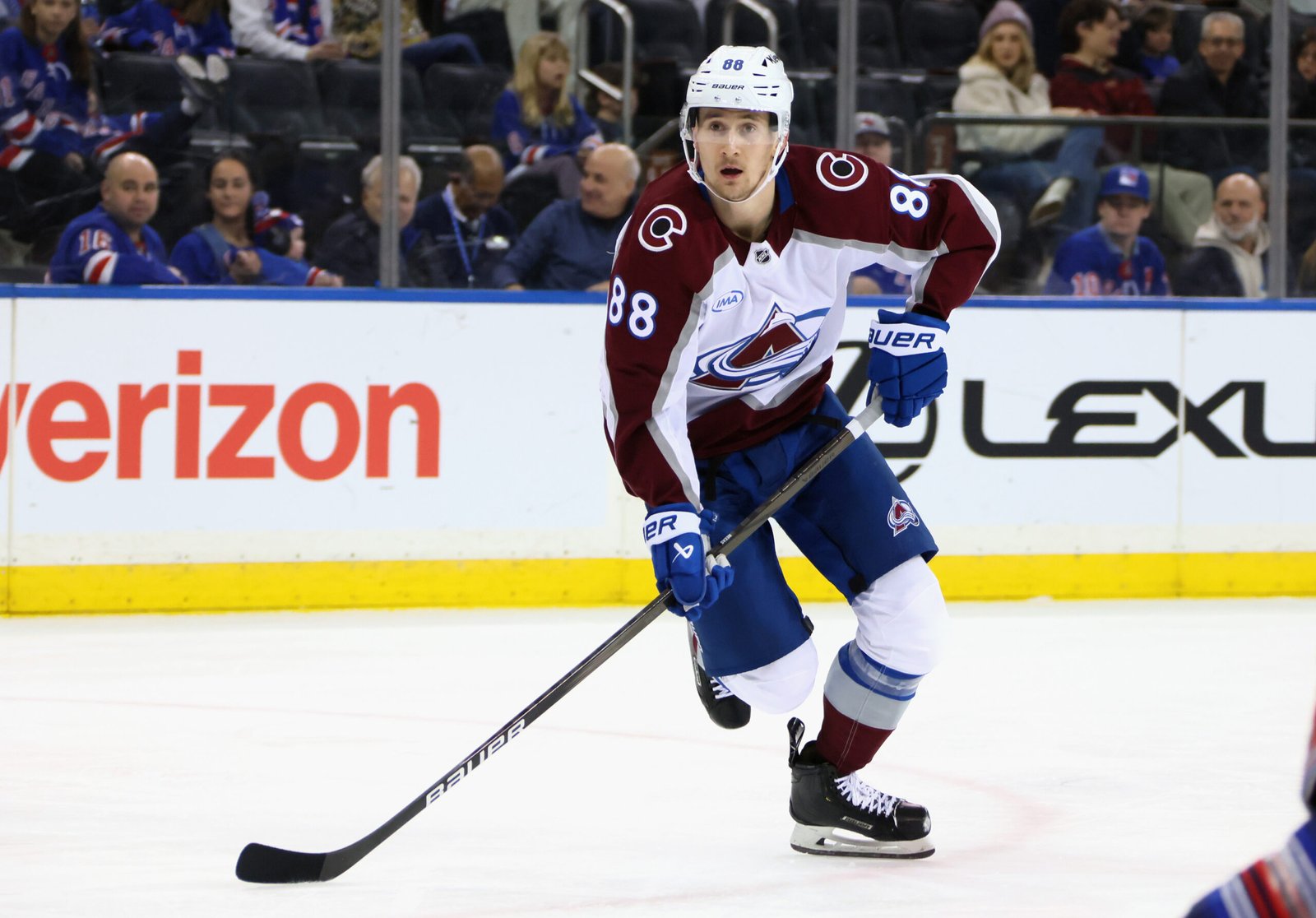 Avalanche Overwhelm Blues in 5-0 Shutout - The Hockey Writers - Colorado Avalanche