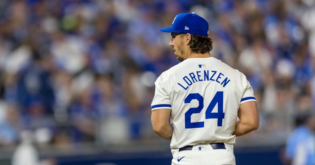 A Spring Training game was played tonight between the Royals and Mariners