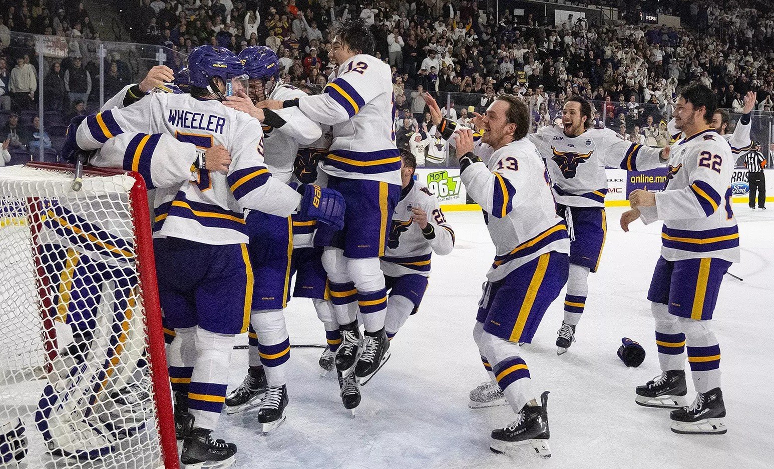 'Statement game' for Minnesota State as Mavericks double up St. Thomas on home ice to capture third Mason Cup playoff title in four years - College Hockey