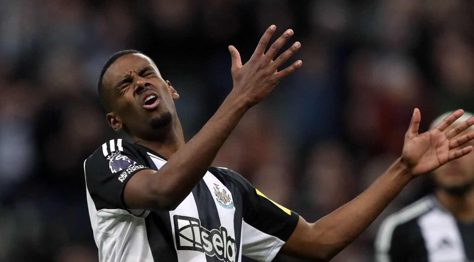 Injury update on Isak, Trippier and Joelinton after Newcastle’s 2-1 win over Brentford
