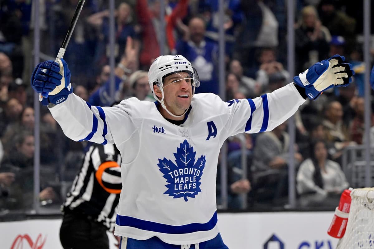 Maple Leafs’ John Tavares named NHL’s second star for March