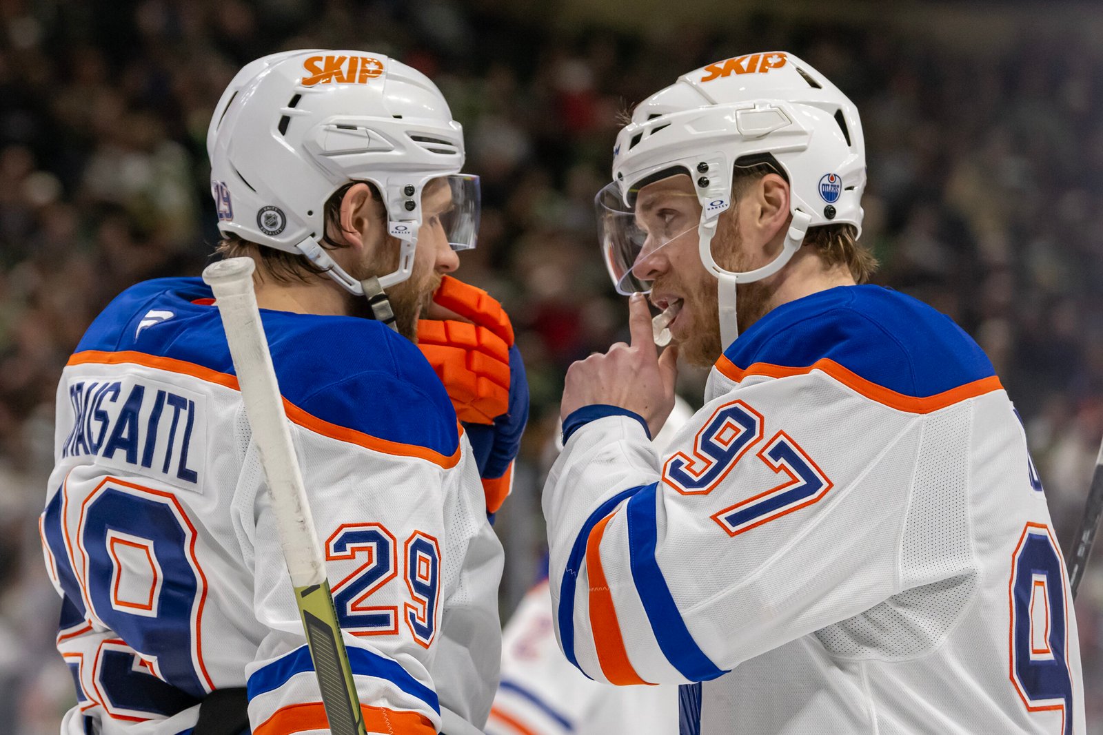 Insider Discusses McDavid/Draisaitl ‘Glance’ That Changed Oilers Series - The Hockey Writers - Edmonton Oilers
