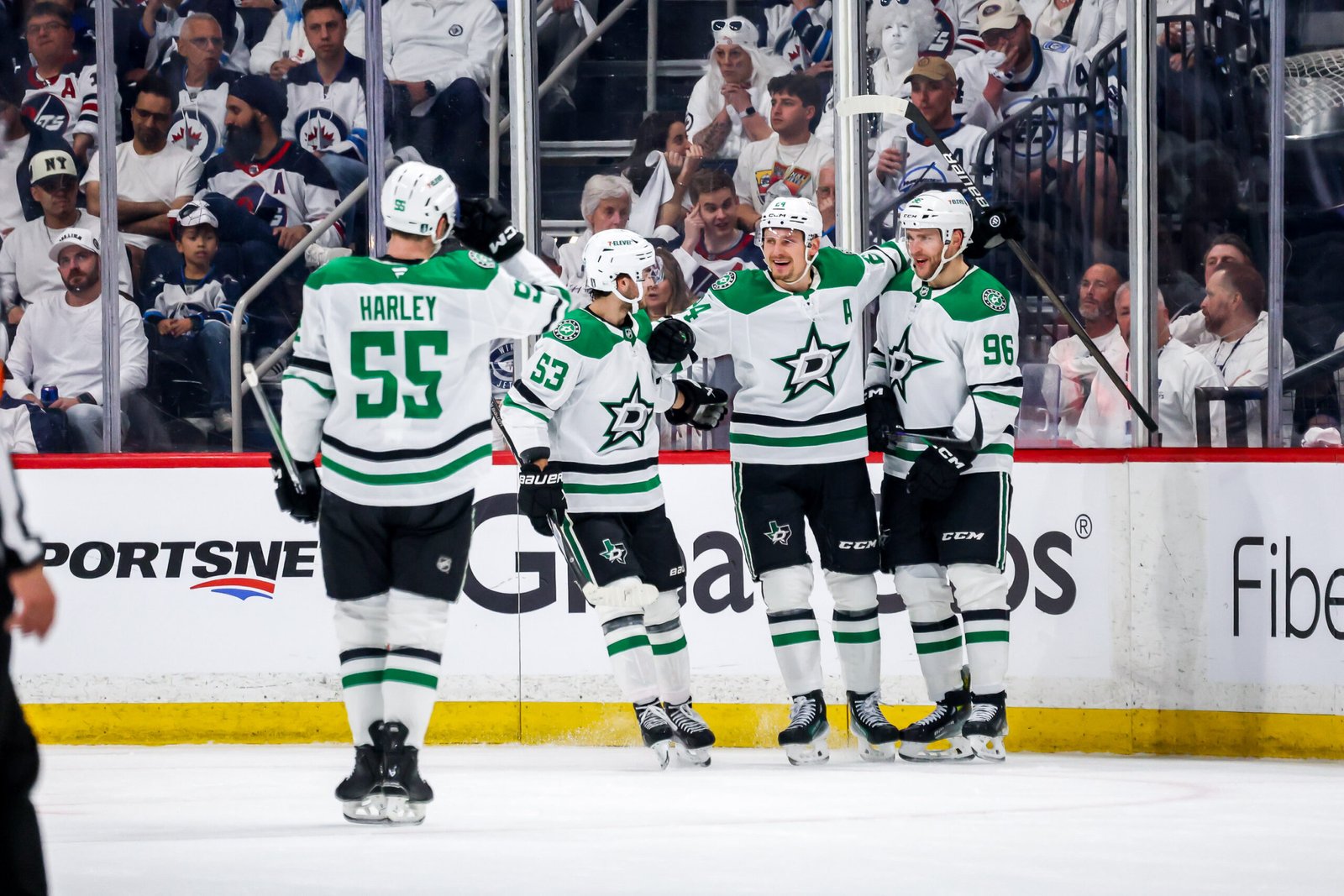 Rantanen Nets Hat Trick in Stars' 3-2 Game 1 Win Over Jets - The Hockey Writers - Dallas Stars