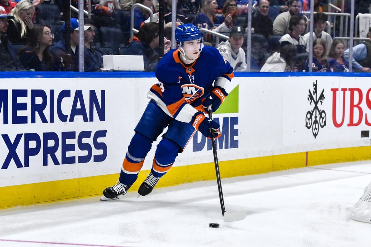 NHL Notebook: Canadiens acquire Noah Dobson from Islanders for No. 16, No. 17 picks as trade flurry continues