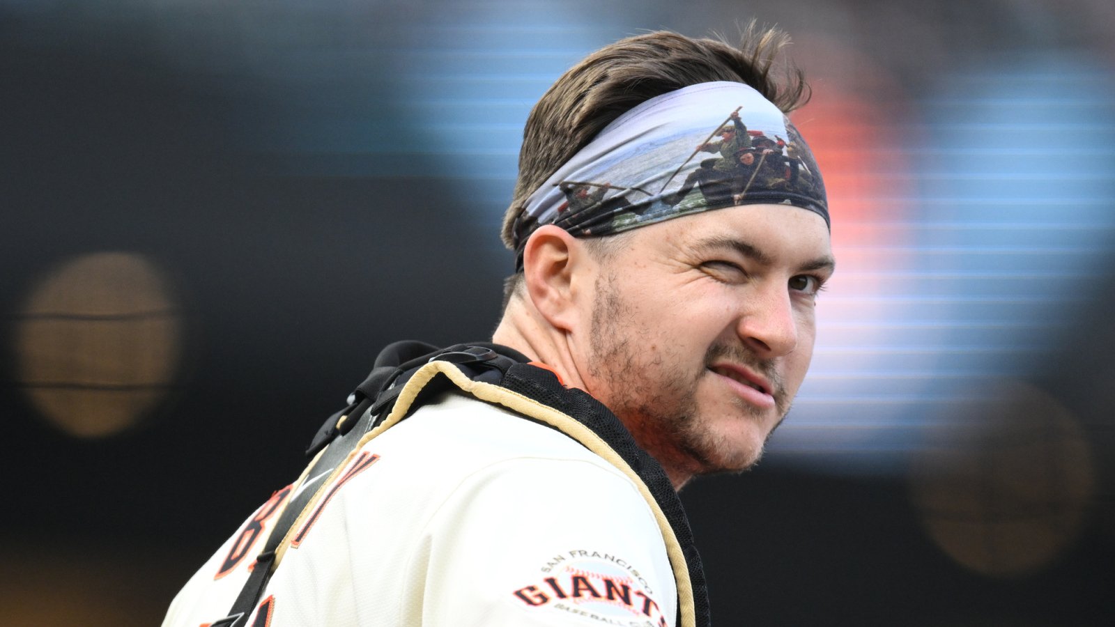 Giants place star player on IL in series of roster moves