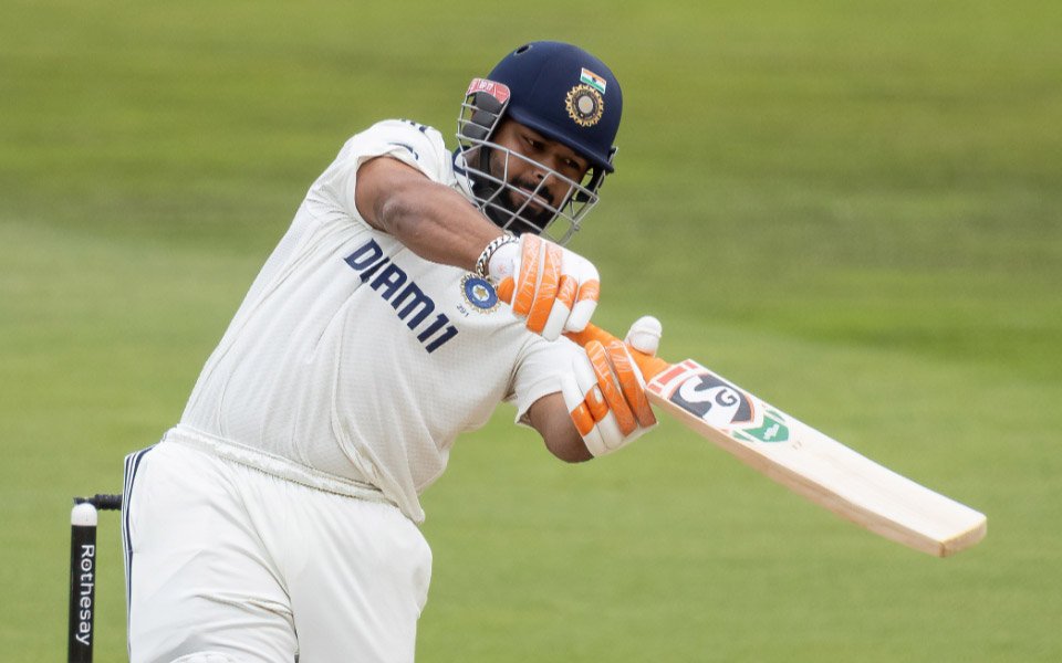 [WATCH] ENG vs IND 2025: Ball goes one way, bat goes another as Rishabh Pant perishes after entertaining knock at Edgbaston