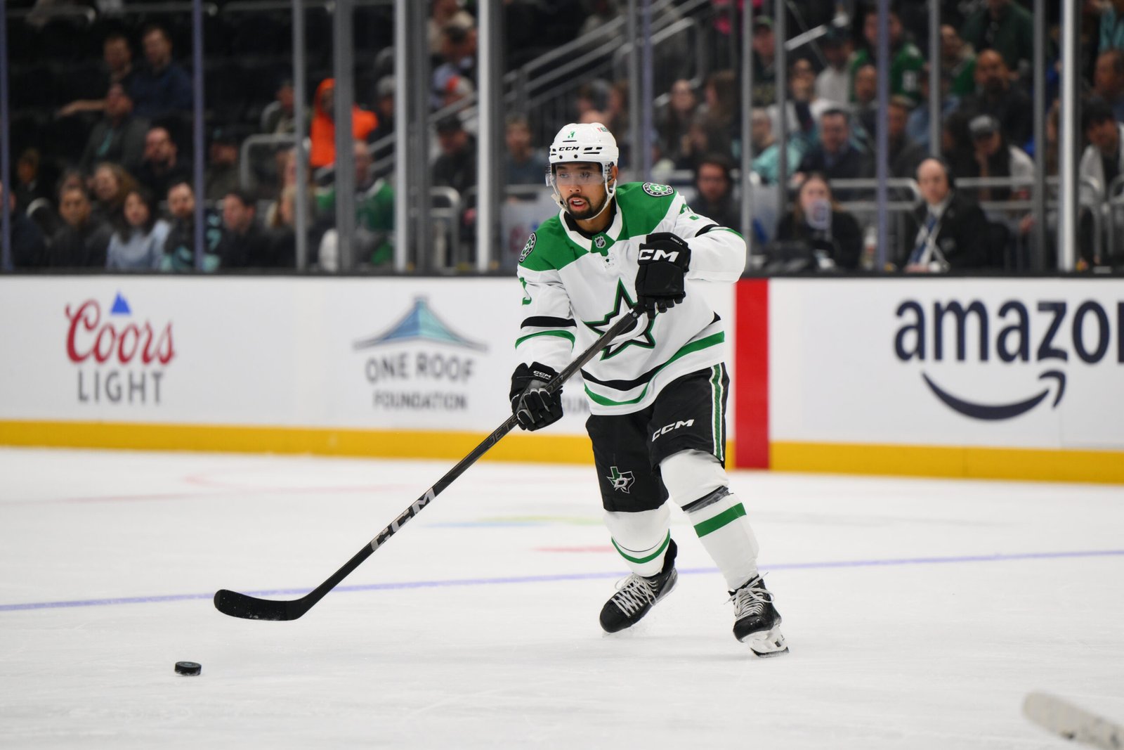 Grading the Pittsburgh Penguins & Dallas Stars' Matt Dumba Trade - The Hockey Writers - NHL Trade Analysis