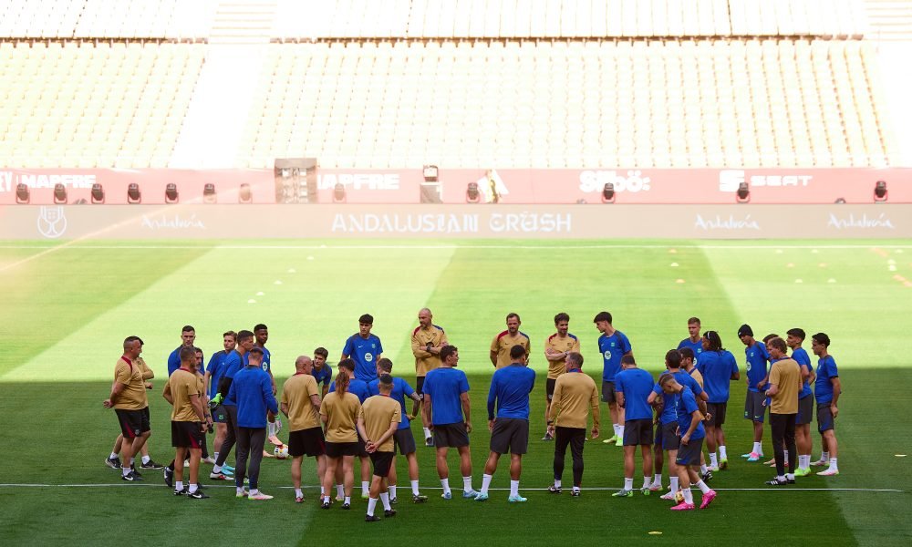 Barcelona looking for an opponent to play a pre-season friendly on Sunday - report