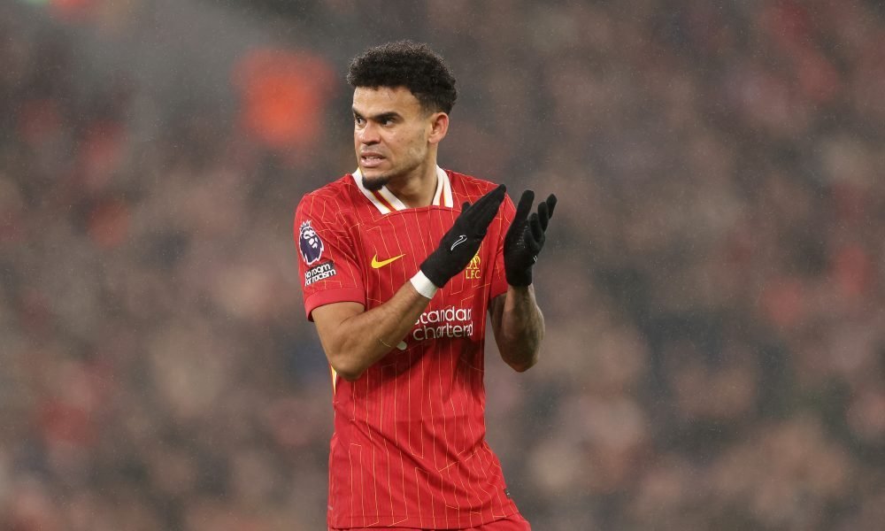 Barcelona priority target finally opens up in his future - 'In talks with everyone who has shown interest'