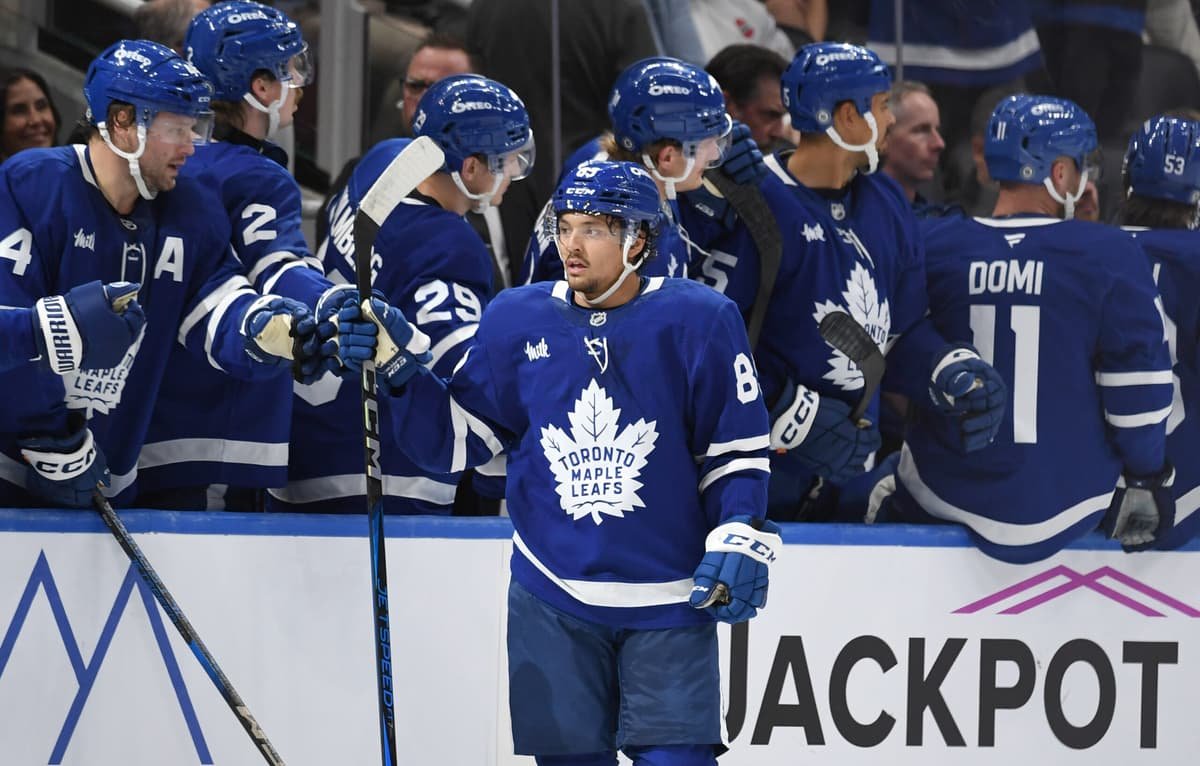 Nick Robertson’s new contract is a cost-effective bet which accelerates his Leafs timeline