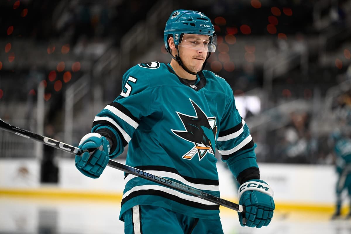 Leafs’ Matt Benning chasing strong training camp to make his NHL return