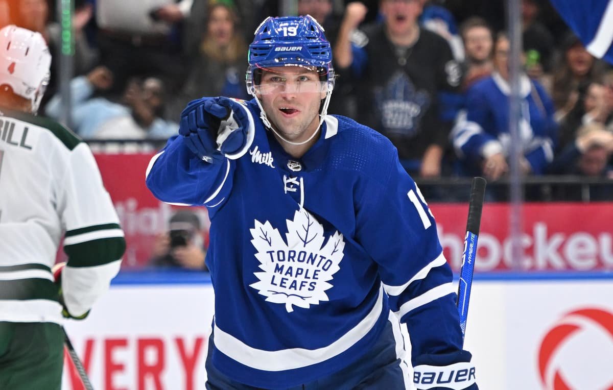 Calle Jarnkrok and Nick Robertson aren’t making things easy for Brad Treliving