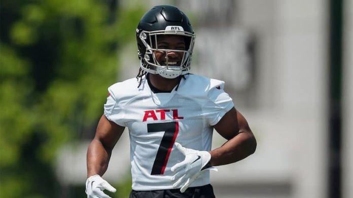 Bijan Robinson Falcons pic