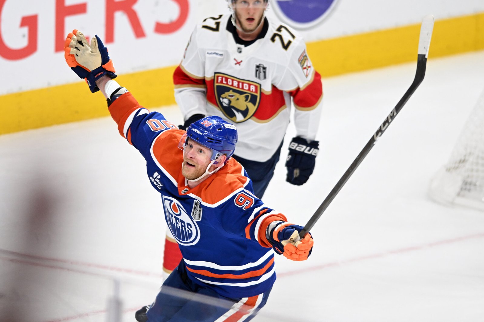 Los Angeles Kings' Corey Perry Out 6–8 Weeks Following Knee Surgery - The Hockey Writers - NHL News
