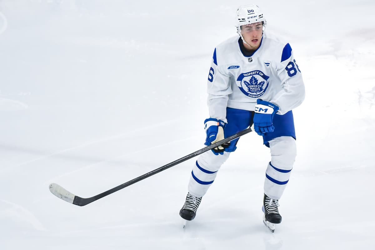 Maple Leafs, Canadiens prospect teams square off in two fights during 1st period