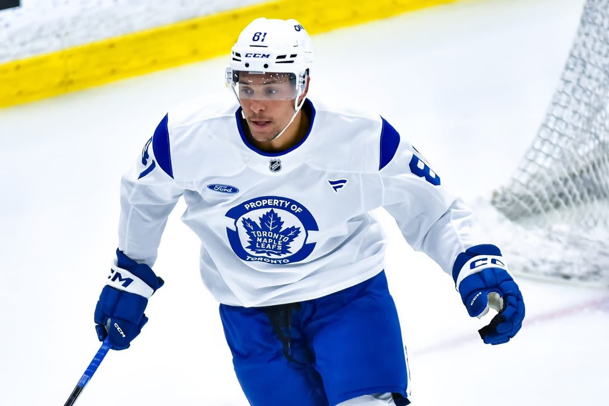 Dakota Joshua jokes that training camp ‘feels hard again’ after reuniting with Craig Berube