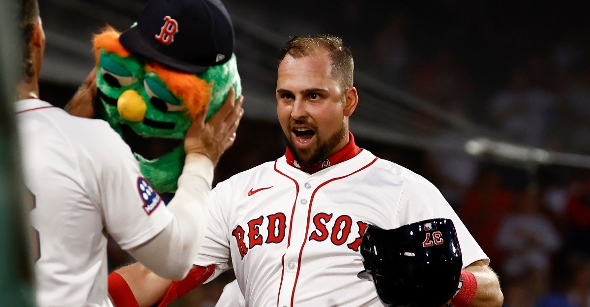 GDT: Did you know Nate Lowe is a Red Sock?