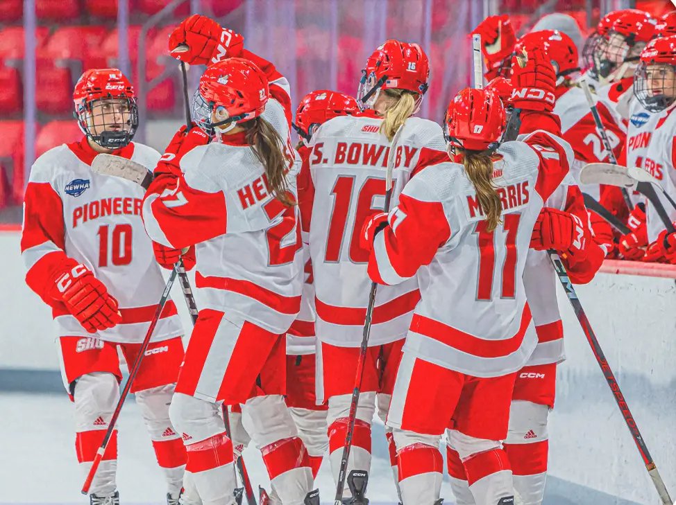 NEWHA head coaches tab Sacred Heart as top team in preseason coaches poll on eve of '25-26 season - College Hockey