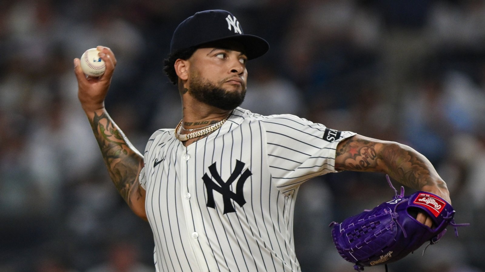 Yankees cast doubt on the reigning Rookie of the Year's role in the postseason