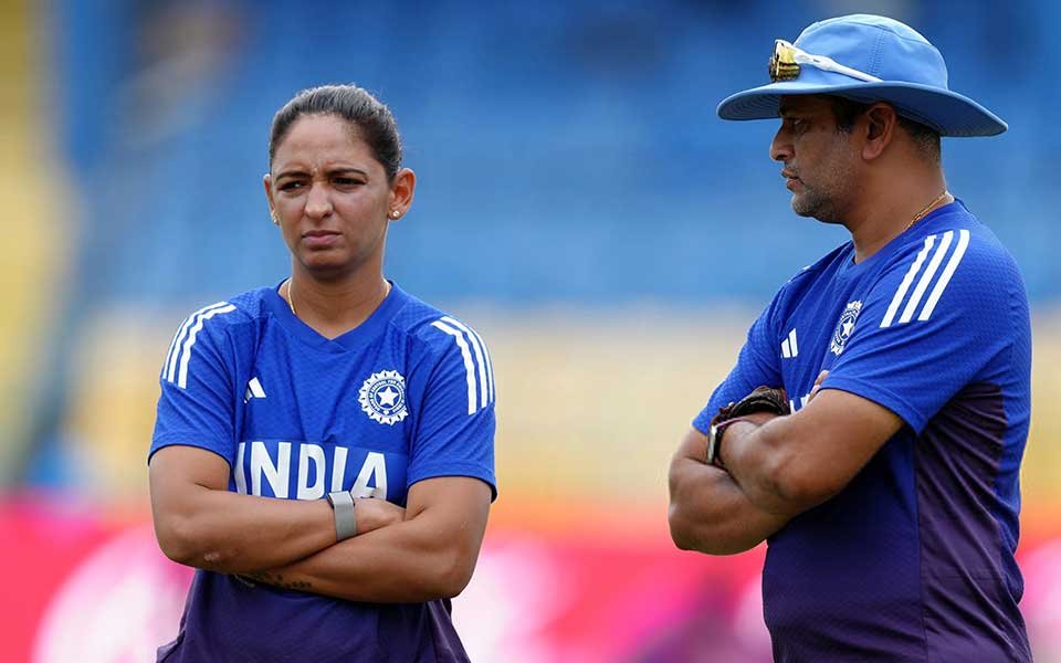 Women's World Cup 2025, 2nd semi-final: Harmanpreet Kaur [L] and Jemimah Rodrigues [R]