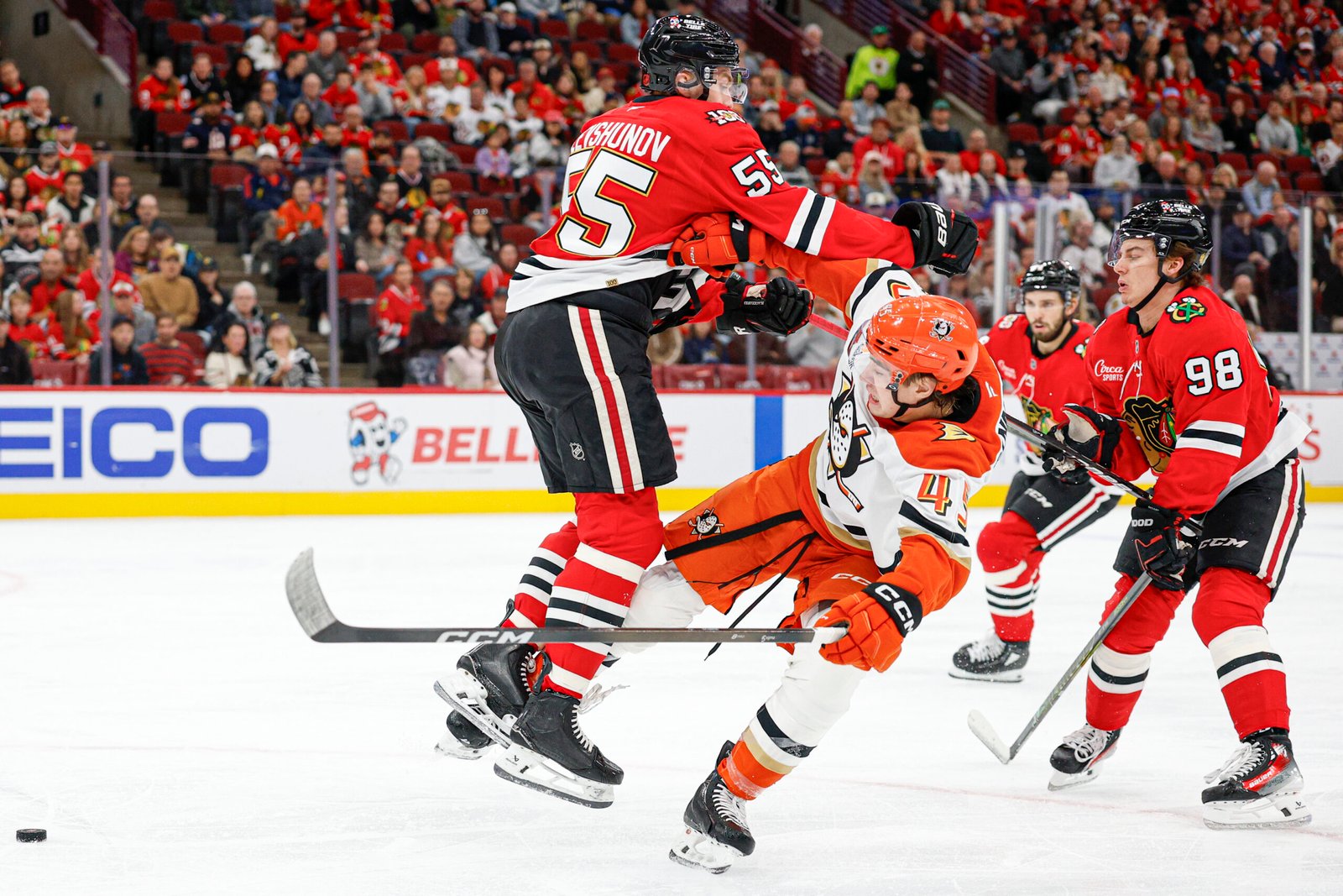 Blackhawks Give Up Late Tying Goal, Recover in OT to Defeat Ducks 2-1 - The Hockey Writers - Chicago Blackhawks