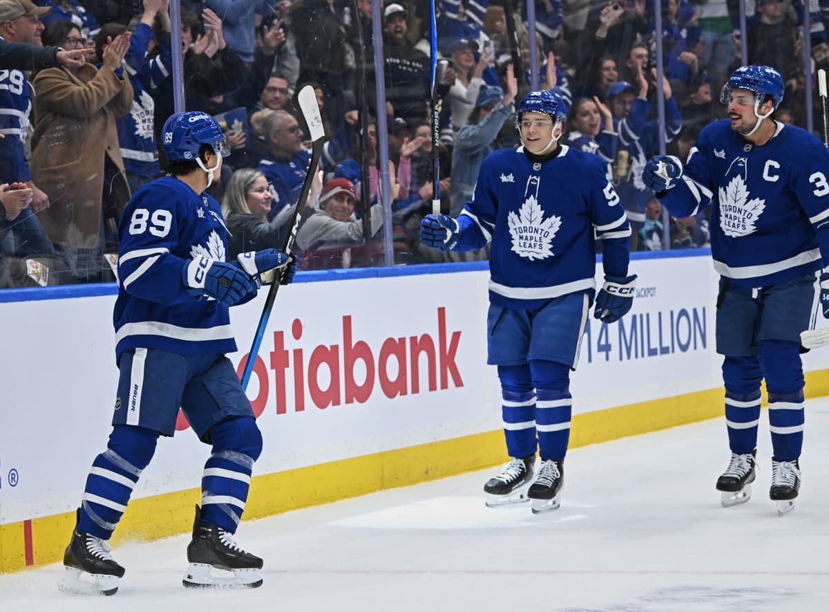Maple Leafs’ depth shows up in much needed win vs. Sabres