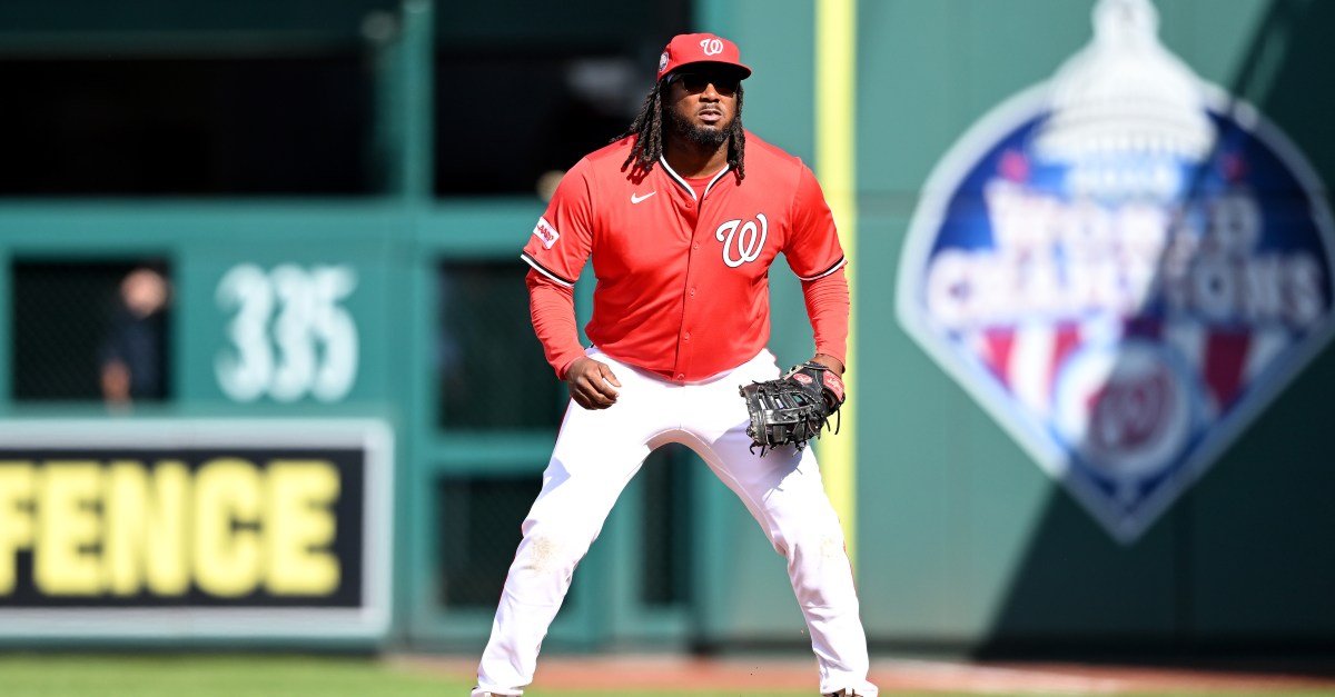 Nationals Grades: Josh Bell gave the Nationals what they paid for