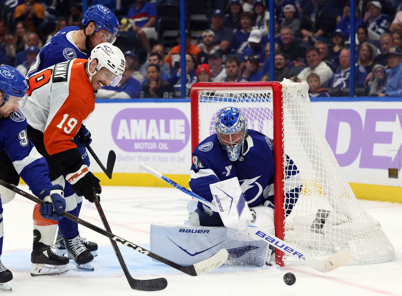 Vasilevskiy Blanks Flyers en Route To Lightning Win - The Hockey Writers - Tampa Bay Lightning