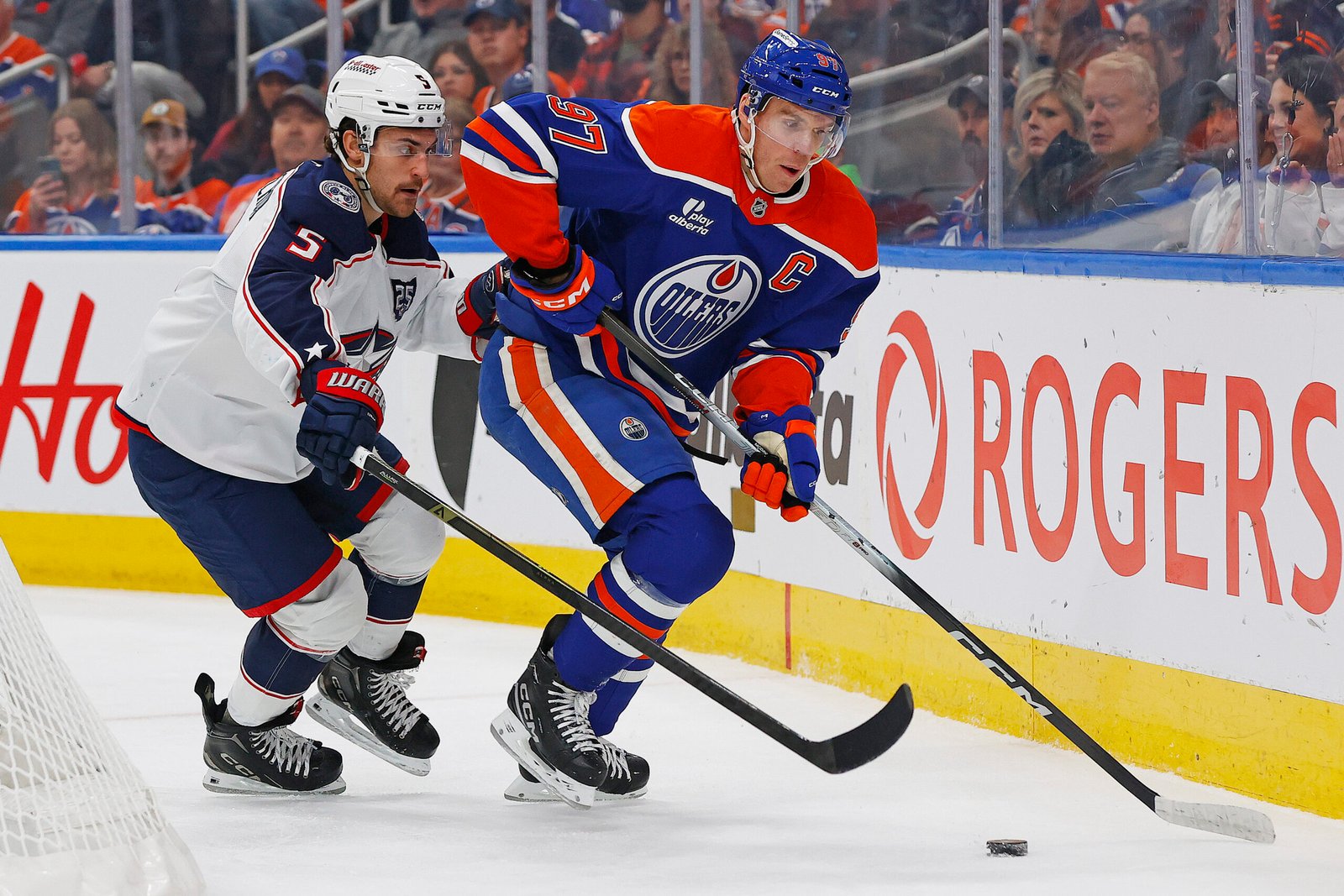 Oilers Come Back to Win 5-4 Over Blue Jackets in OT - The Hockey Writers - Edmonton Oilers