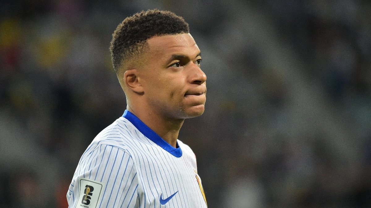 French rapper calls public feud with Kylian Mbappe a 'misunderstanding'