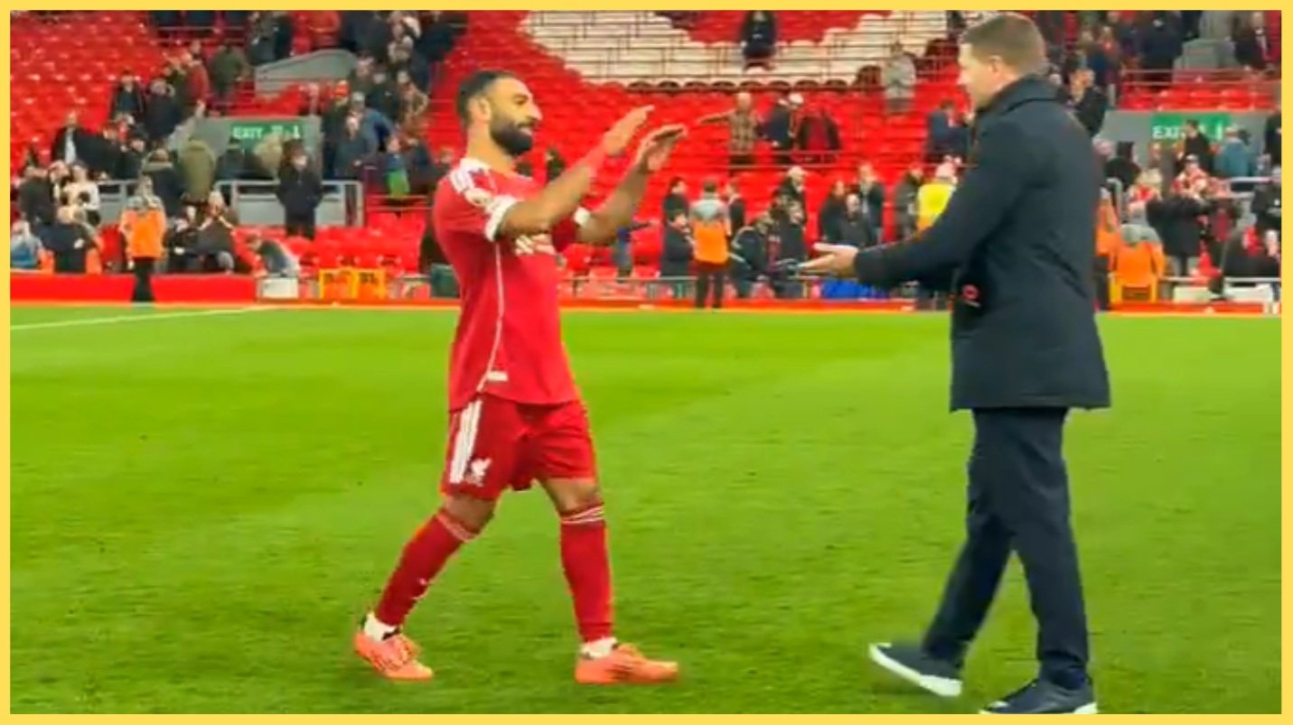 Steven Gerrard greets Mo Salah after the Egyptian scored his 250th goal for Liverpool